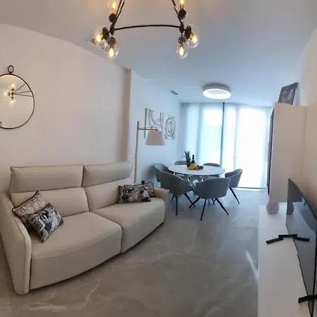 Appartement Modern And Cosy Close To The