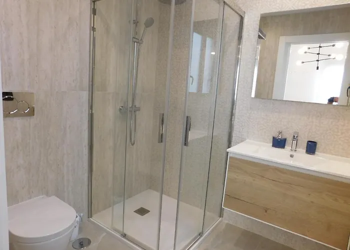 Modern And Cosy Close To The Apartment *