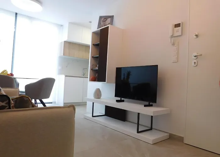 Modern And Cosy Close To The Apartment *