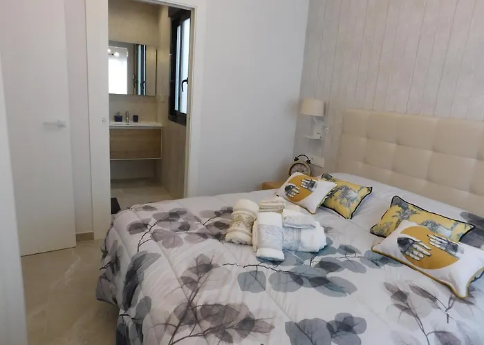 Apartment Modern And Cosy Close To The